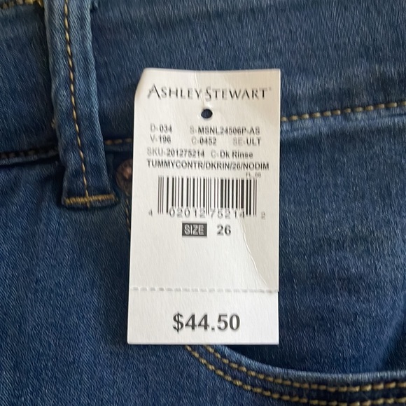 New plus size Ashley Stewart denim shorts size 26 - Picture 2 of 3